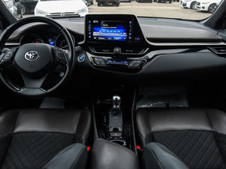 Toyota C-HR foto 6