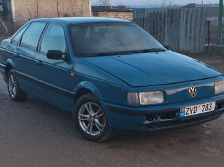 Volkswagen Passat foto 3