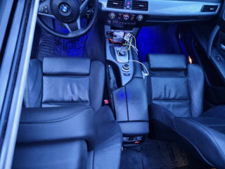 BMW 5 Series Touring foto 9