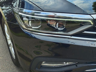 Volkswagen Passat foto 1