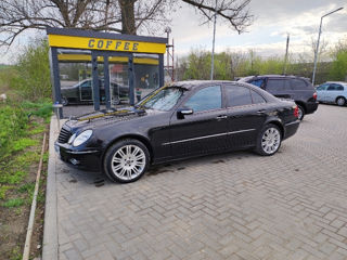 Mercedes E-Class foto 7