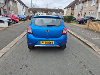 Dacia Sandero foto 2