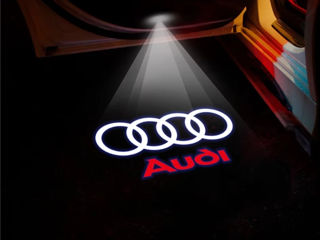 Подсветка дверей с логотипом для автомобиля Audi