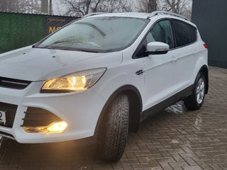 Ford Kuga foto 4