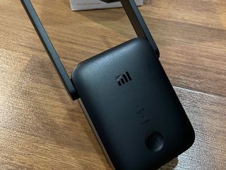 Усилитель сигнала Xiaomi Mi Wi Fi Range Extender AC1200 2.4GHz/5.8GHz.