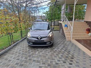 Renault Grand Scenic foto 6