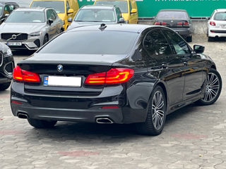 BMW 5 Series foto 4