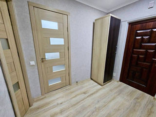 Apartament cu 2 camere, 57 m², Botanica, Chișinău foto 10