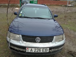 Volkswagen Passat foto 3