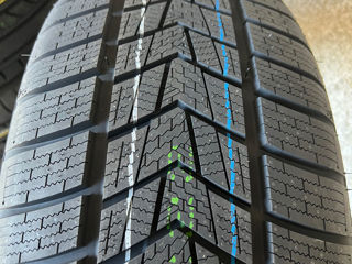 Tracmax 215/45 R18 Зима / Iarna foto 2