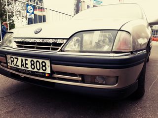 Opel Omega foto 8