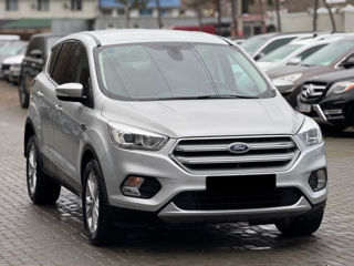 Ford Kuga foto 3