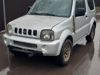 Suzuki Jimny foto 2