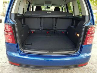 Volkswagen Touran foto 9