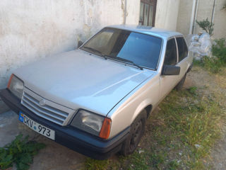 Opel Ascona