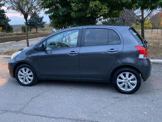 Toyota Yaris foto 6