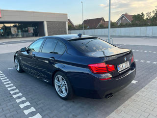 BMW 5 Series foto 2