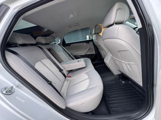 Hyundai Sonata foto 6