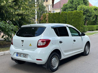 Dacia Sandero foto 4