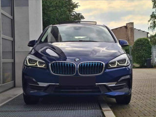 BMW 2 Series Active Tourer foto 2