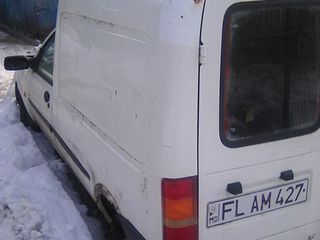 Ford Courier foto 2