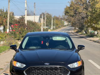 Ford Fusion foto 5