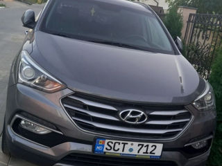 Hyundai Santa FE foto 1