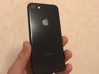 iPhone 8 Black 64gb foto 1