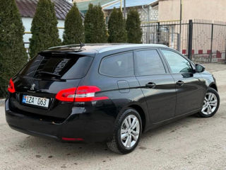 Peugeot 308 foto 3