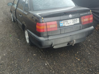 Volkswagen Passat foto 3