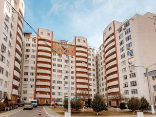 Apartament cu 3 camere, 200 m², Râșcani, Chișinău foto 2