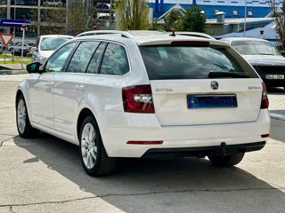 Skoda Octavia foto 4