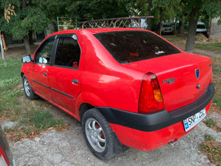 Dacia Logan foto 1