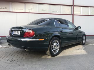 Jaguar S-Type foto 4