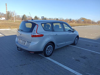 Renault Grand Scenic foto 3