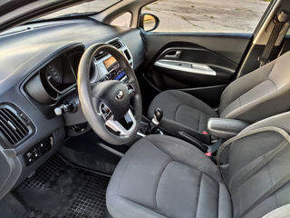 KIA Rio foto 7