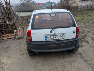 Opel Corsa foto 4