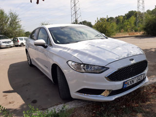 Ford Fusion foto 1