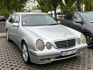 Mercedes E-Class foto 5