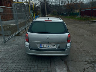 Opel Astra foto 4