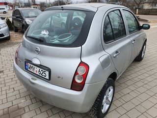 Nissan Micra foto 6