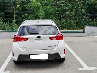 Toyota Auris foto 2