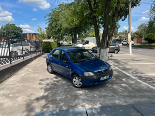 Dacia Logan foto 2