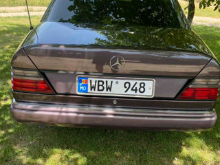 Mercedes Series (W124) foto 6