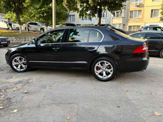 Skoda Superb foto 4