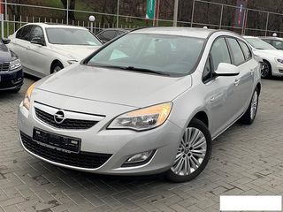 Opel Astra foto 1