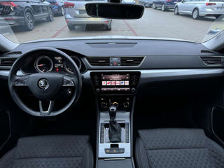 Skoda Superb foto 9