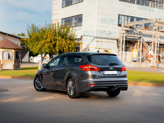 Ford Focus ST foto 5