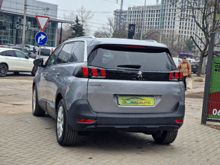 Peugeot 5008 foto 4