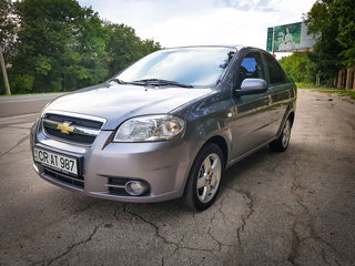 Chevrolet Aveo foto 8